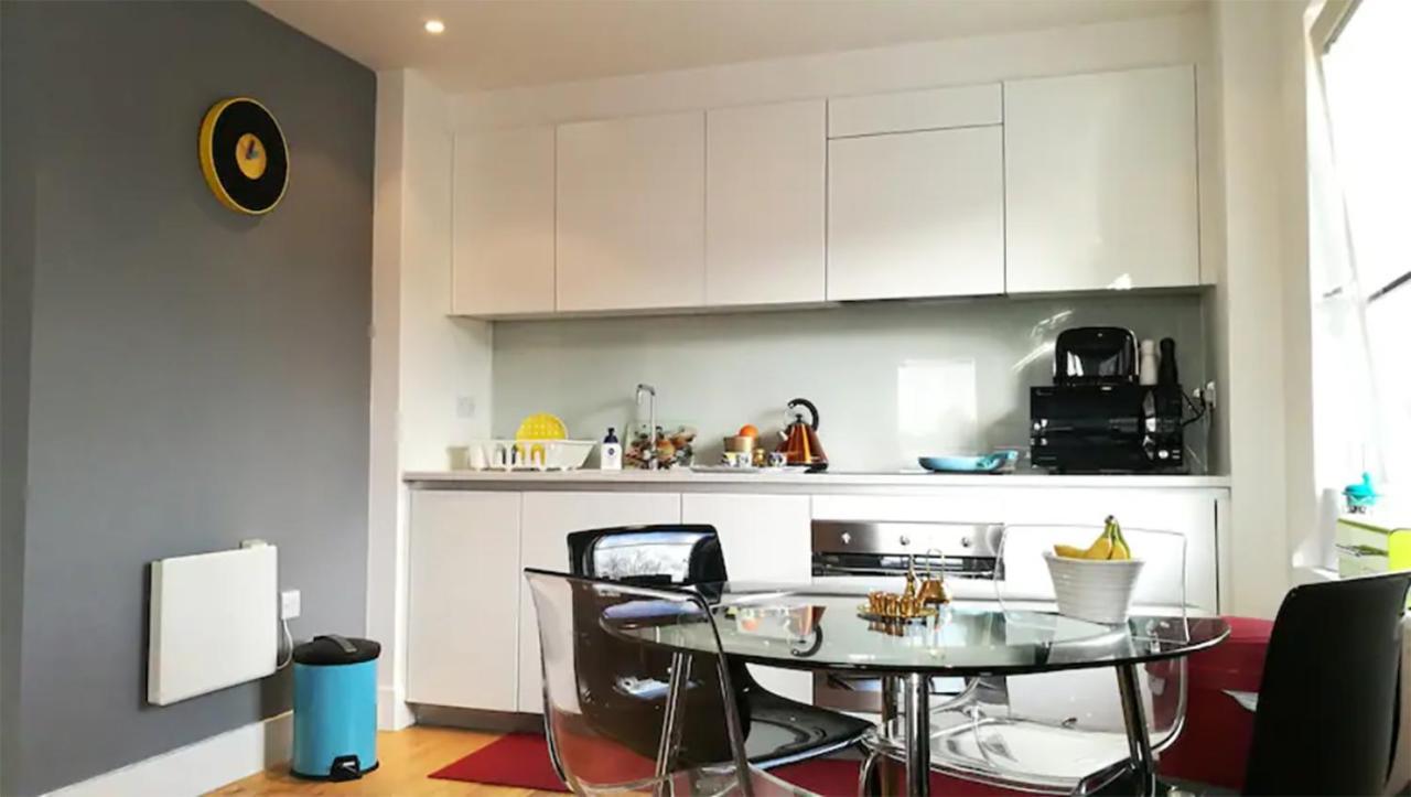 לונדון Bright & Spacious Double Bedroom With Ensuite And Concierge! Paid Parking Available מראה חיצוני תמונה